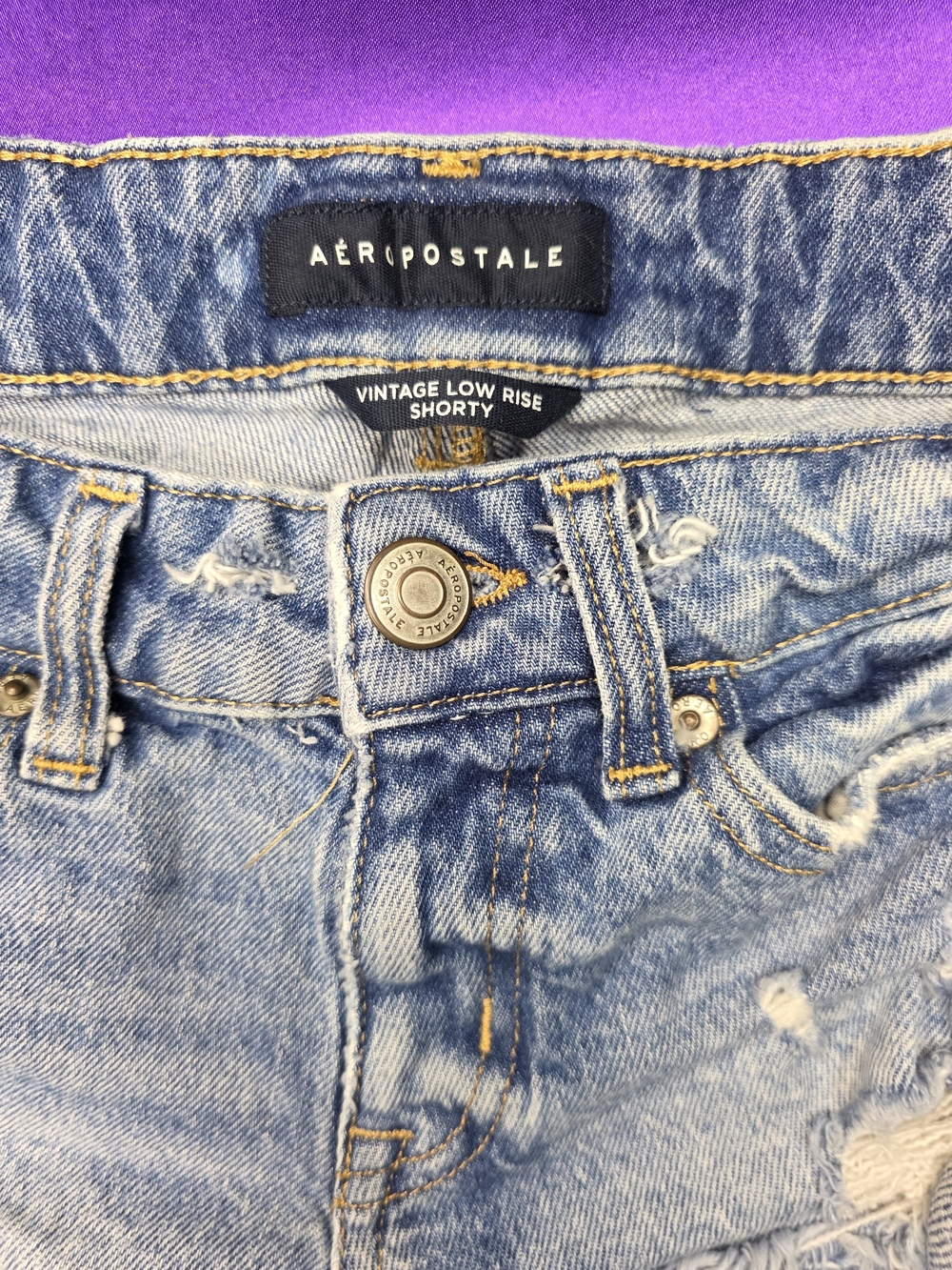 Aeropostale Vintage Denim  Low Rise Shorty Cut Off Shorts - Size 000 - Picture 2 of 9